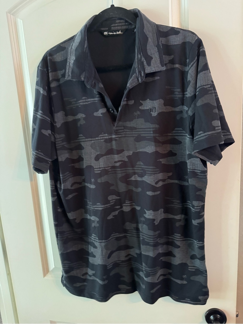 Travis Mathew Striped Camo Polo Shirt - Black/Gray